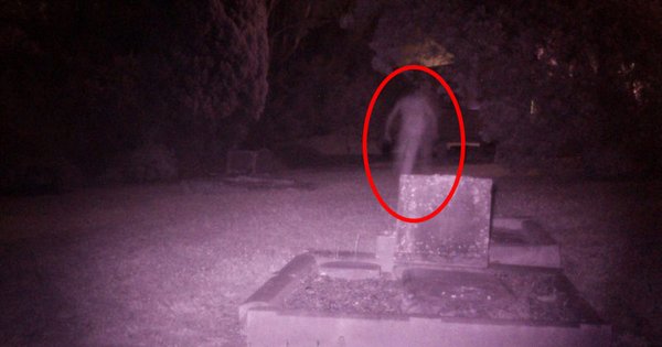 paranormale_fantasma_fotografato_in_un_cimitero_di_by_lmmphotos-d9mcmsm