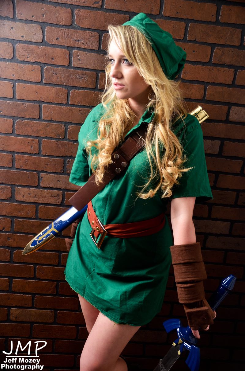 female_link_cosplay_by_haleyhellokitty-d
