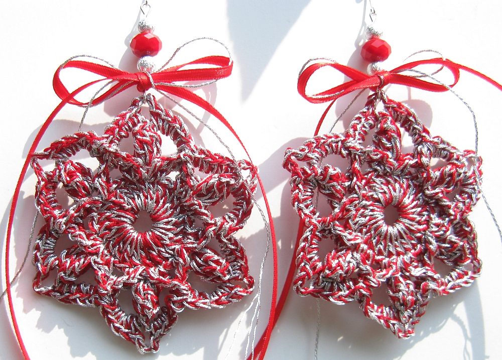 Christmas ornaments, crochet, red and silver by doilydeas 